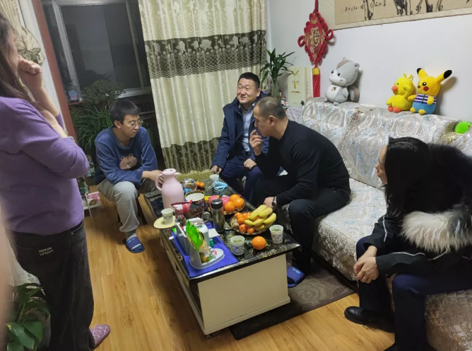 星空入口(中国)官方网站
产业开发板块深入开展员工家访活动(图2) 星空入口(中国)官方网站
产业开发板块深入开展员工家访活动(图2)