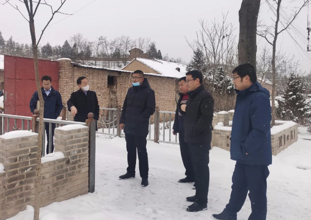 当好“四大员” 助力“五个化”——星空入口（中国）官方网站
积极做好包抓共建村社文明创建工作(图2)