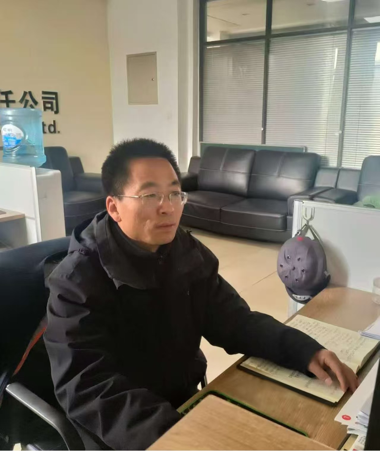中共星空入口(中国)官方网站
委员会关于对2025年度“产投榜样”进行公示的公告(图2) 中共星空入口(中国)官方网站
委员会关于对2025年度“产投榜样”进行公示的公告(图2)